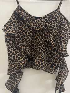 OUTZIDER Leopard Ruffle Top