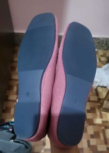 Neeman&#39;s Earth Pink Ballerinas