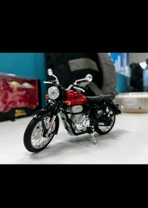 Royal Enfield dicaste model of 1:15 scale