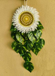 Lucky Daisy Dreamcatcher