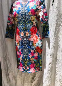 I. SEXY BODYFITTING BODYCON