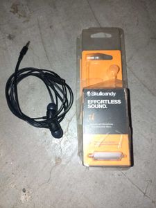 boat and oneplus neckband, Skullcandy earphone
