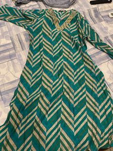 Printed straight sequent Kurti trousers