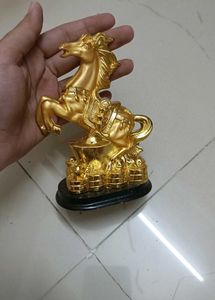 Golden Horse Showpiece