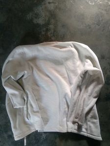 White Casual Sweatshirt