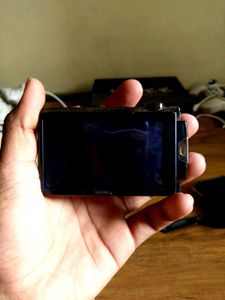 Sony DSC-T500 &amp; DSC-T200