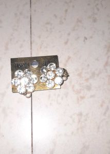 Sparkling Flower Earrings