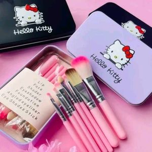 Hello Kitty Brush Set