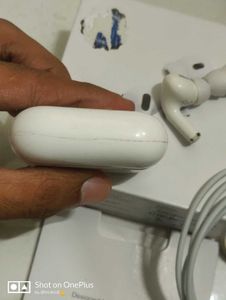 Apple AirPods Pro 2nd Gen