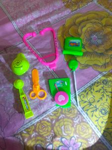 Combo pack of toys.