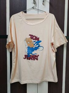 Tom &amp; Jerry Graphic T-Shirt