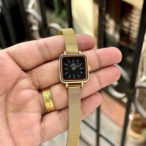 DW SQUARE DIAL PREMIUM LADIES WATCH RESTOCK