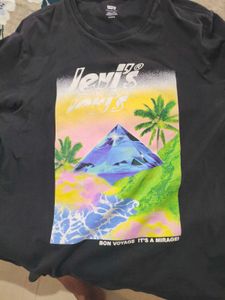 Levi's Graphic Print Tee
