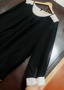 Black &amp; White Top For 46 Bust