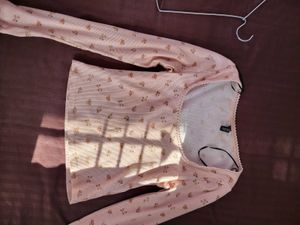 H&amp;M Picot Trimmed Floral Long Sleeve Top
