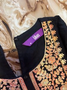 Elegant Embroidered Kurta