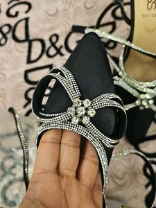 Elegant Black Heels with Rhinestones
