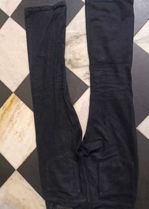 Black Jeans