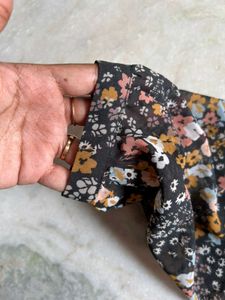 ONLY Floral Print Top