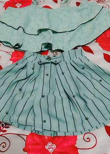 Girl's Cute Green Two-Piece Outfit