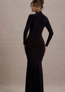 Elegant Black Maxi Dress