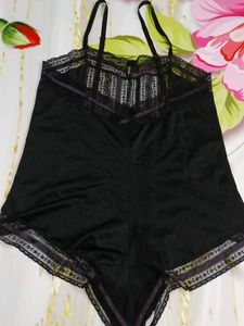 (1129)Lace Trim Black Bodysuit