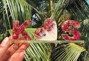 Resin name stand