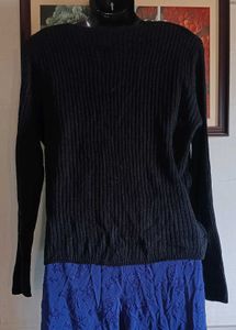 Black Ribbed V-Neck Long Sleeve Top