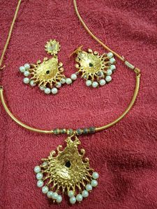 Gold-Tone Necklace &amp; Earring Set