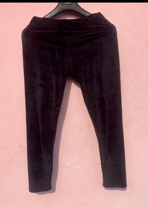 Sweatshirt and Pants Set