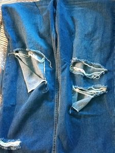 Baggy Ripped Jeans
