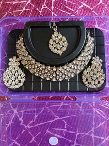 Necklace Set