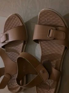 Bata comfit Open Toe Ankle Loop Flats