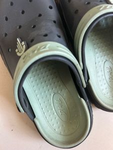 UNISEX CLOGS