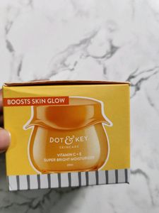 Vitamin C+E Super Bright Moisturizer