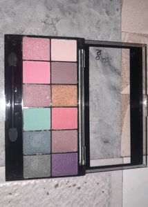 Lakme Eyeshadow Palette