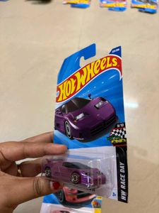 Hot Wheels Nissan(Th) &amp; 94 Bugatti EB110 SS