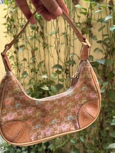 Tiny Clutch bag