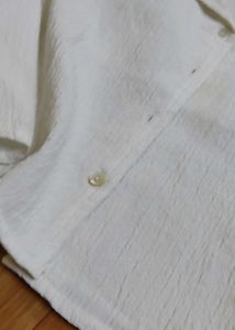 Off White Crop Shirt Can Be Used As A Jacket