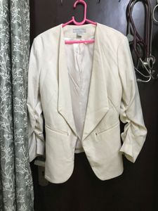 H&amp;M Beige In Colour Blazer Bust 36-38