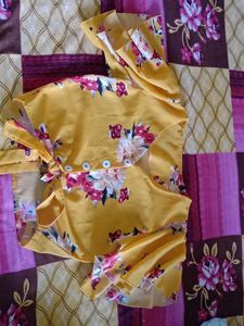 A Floral Flower Printed Top