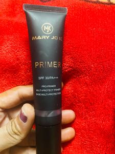 Combo offer primer and compact