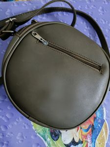 Gucci Sling Bag