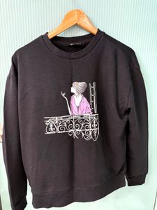 Black Sweatshirt For Women From Zudio