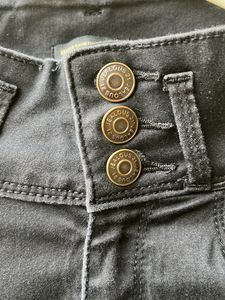 BRAND NEW Jealous 21 skinny fit jeans