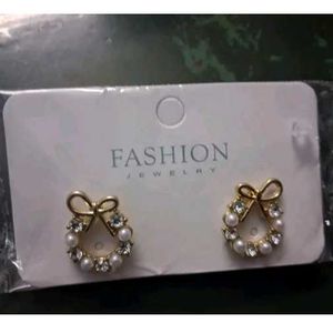 Pearl Bow Earrings