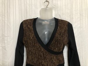 S🍎L  Black Stylish Top