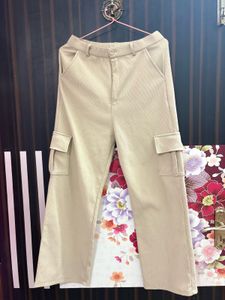 Women’s trousers