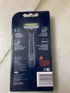 DORCO RAZOR SET