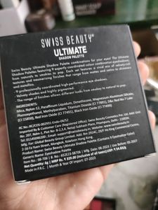 Swiss Beauty Ultimate Eyeshadow Palette